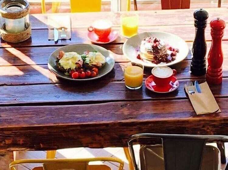 Marika S Aparts & Studios