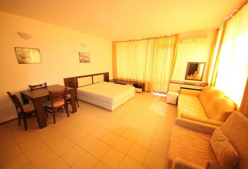 Menada Apartments In Sunny Beach