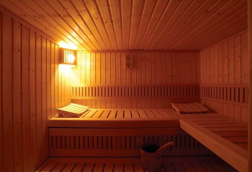 Santa Marina Arachova Resort & Spa