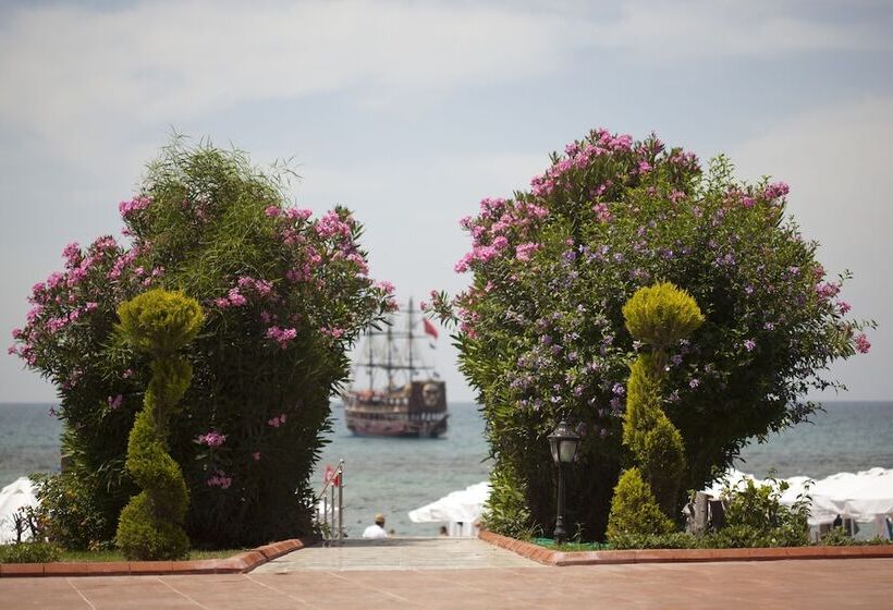 Seaden Quality Resort & Spa Ultra All Inclusive