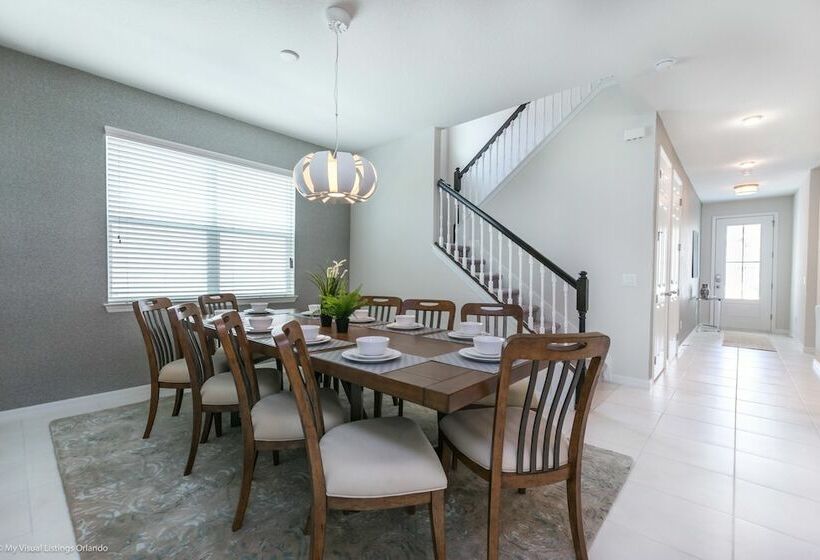 7 Bed 5 Ba Villa With Games, Pool & Spa