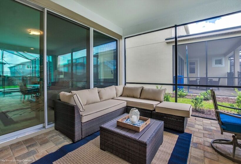 7 Bed 5 Ba Villa With Games, Pool & Spa