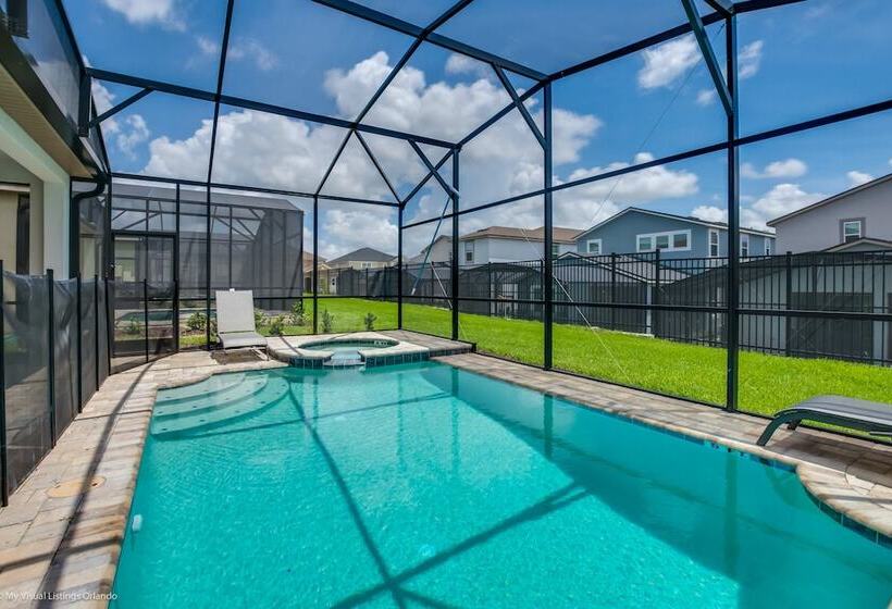 7 Bed 5 Ba Villa With Games, Pool & Spa