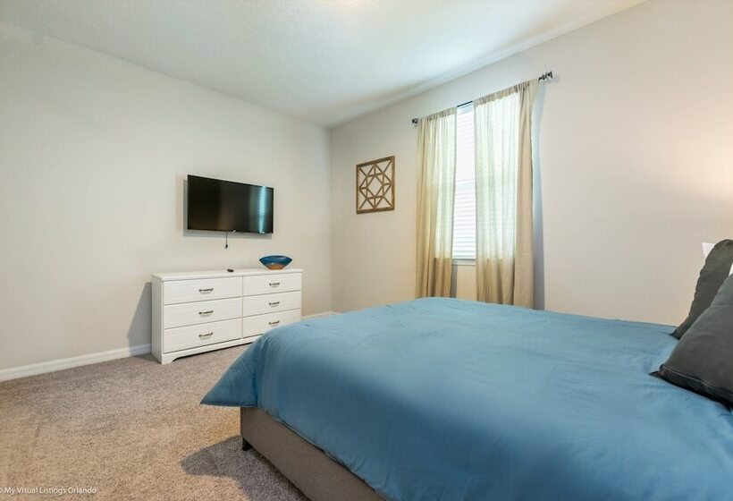 7 Bed 5 Ba Villa With Games, Pool & Spa