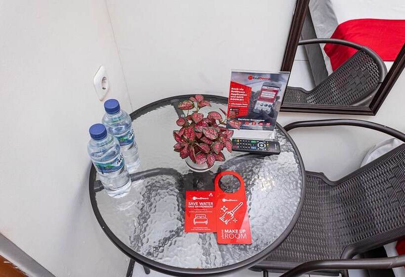 펜션 Reddoorz Near Alun Alun Bandung 2