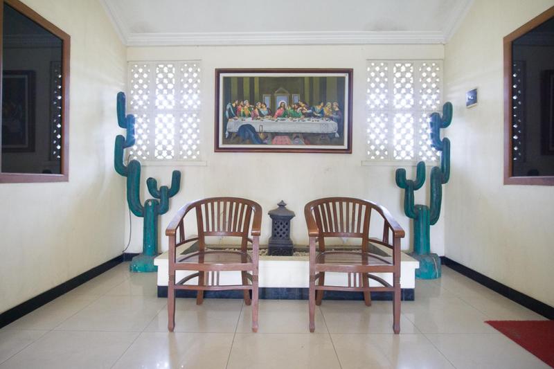 بنسيون Reddoorz Near Rumah Sakit Baptis Kediri