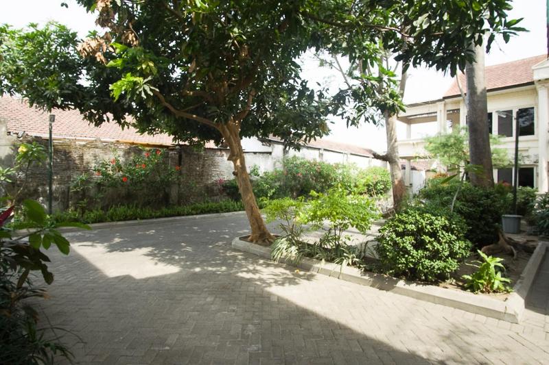 بنسيون Reddoorz Near Rumah Sakit Baptis Kediri