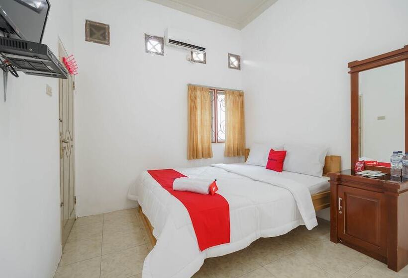 פנסיון Reddoorz Near Watervang Lubuk Linggau 2