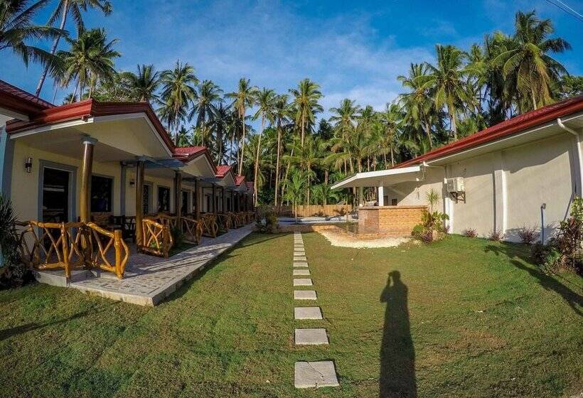 هتل Aloha Seaside Resort