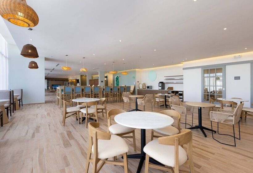 Residence Inn By Marriott Cancun Hotel Zone