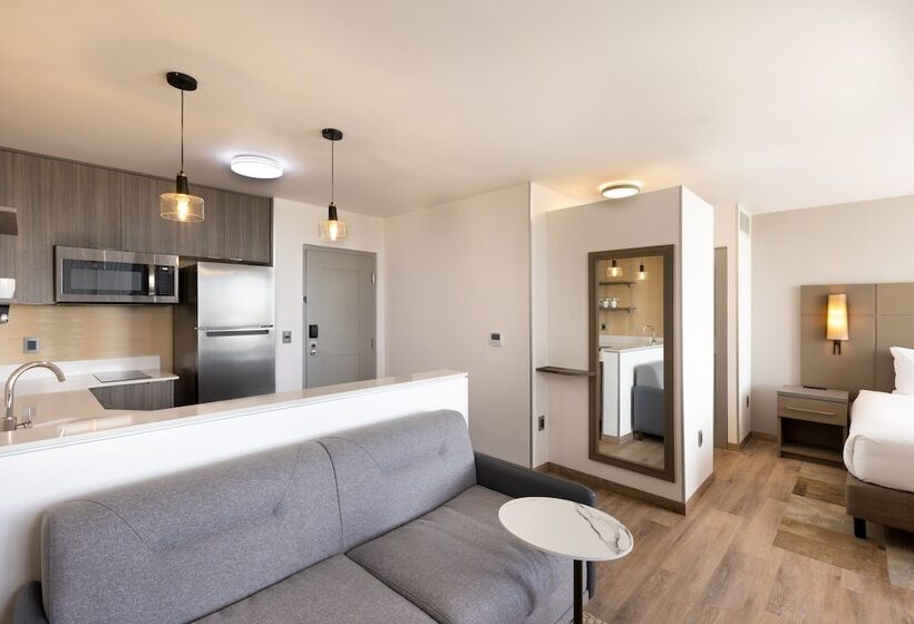 Residence Inn By Marriott Cancun Hotel Zone