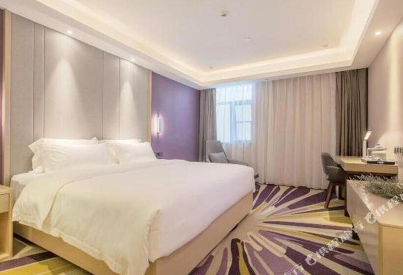 Lavande Hotels· Suizhou Wenfeng
