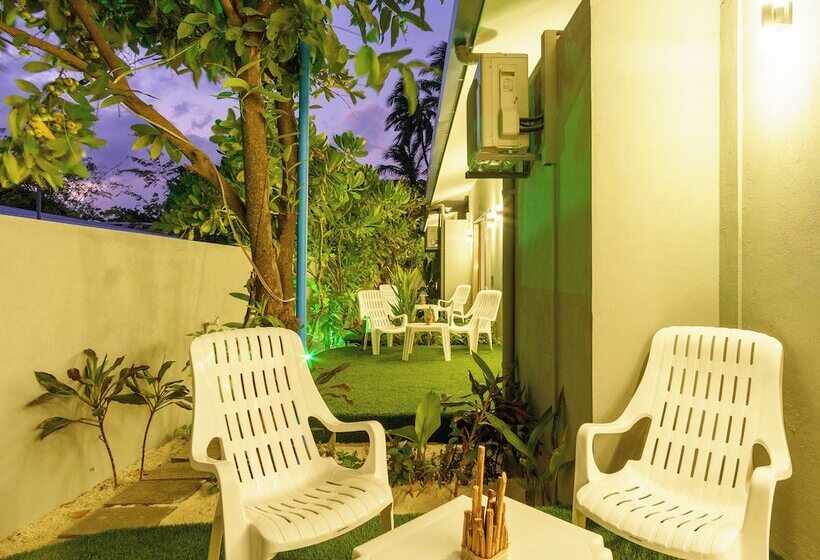 تختخواب و صبحانه La Solara Villa