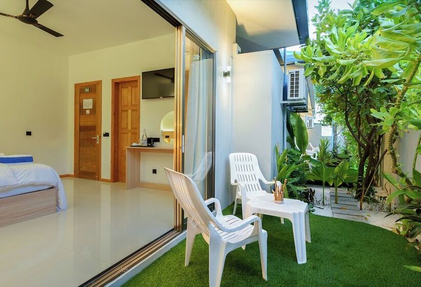 تختخواب و صبحانه La Solara Villa