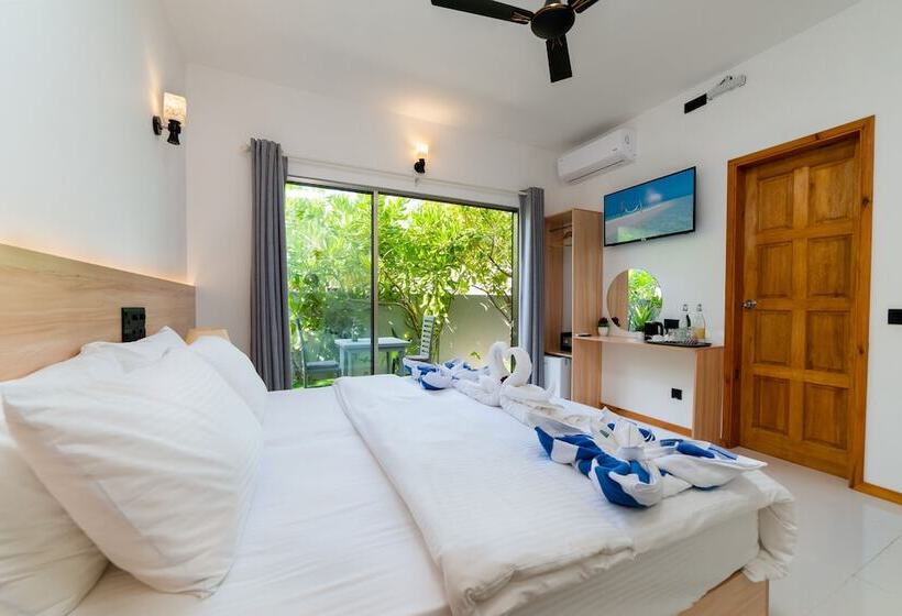 تختخواب و صبحانه La Solara Villa