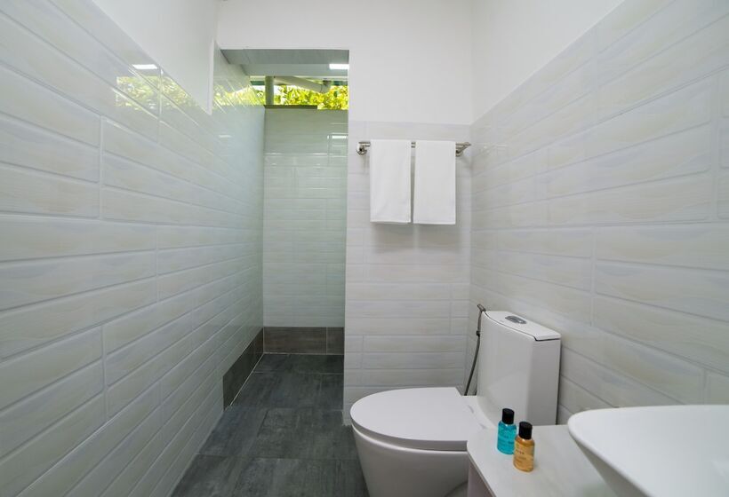 تختخواب و صبحانه La Solara Villa