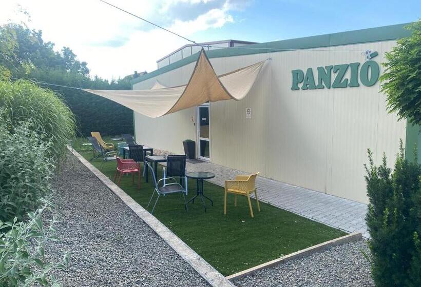 تختخواب و صبحانه Vecsési Rendezvényközpont és Panzió