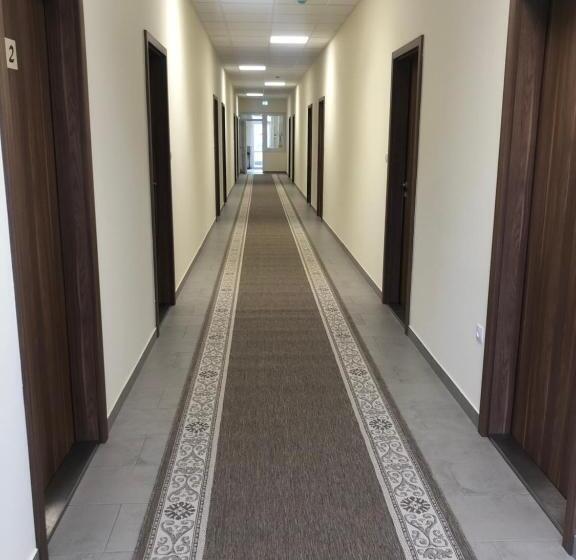 تختخواب و صبحانه Vecsési Rendezvényközpont és Panzió