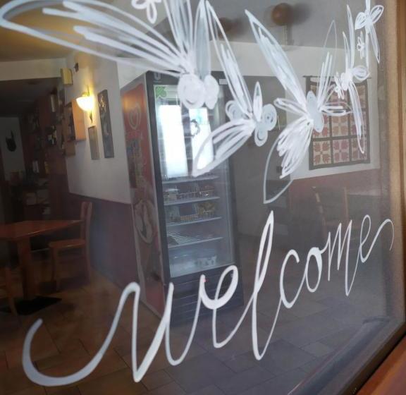 ホテル Albergo Al Pino