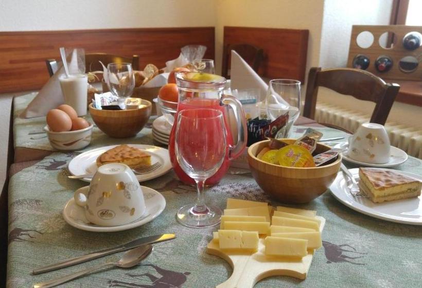 ホテル Albergo Al Pino