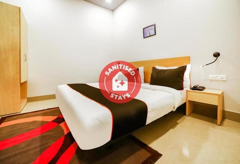 בית מלון כפרי Collection O 77038 Cozy Stayz