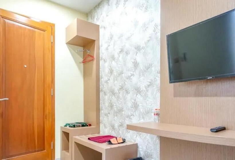 Отель De Malang Sweet Homestay Syariah Mitra Reddoorz