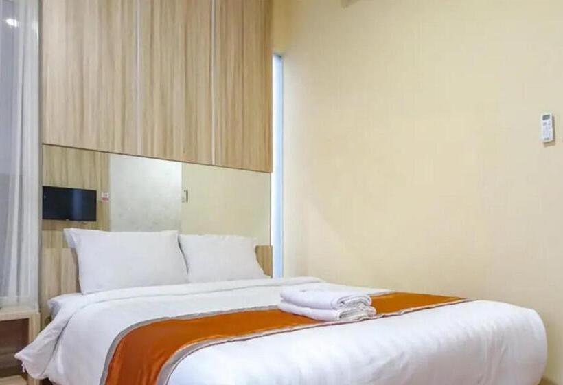 Отель De Malang Sweet Homestay Syariah Mitra Reddoorz