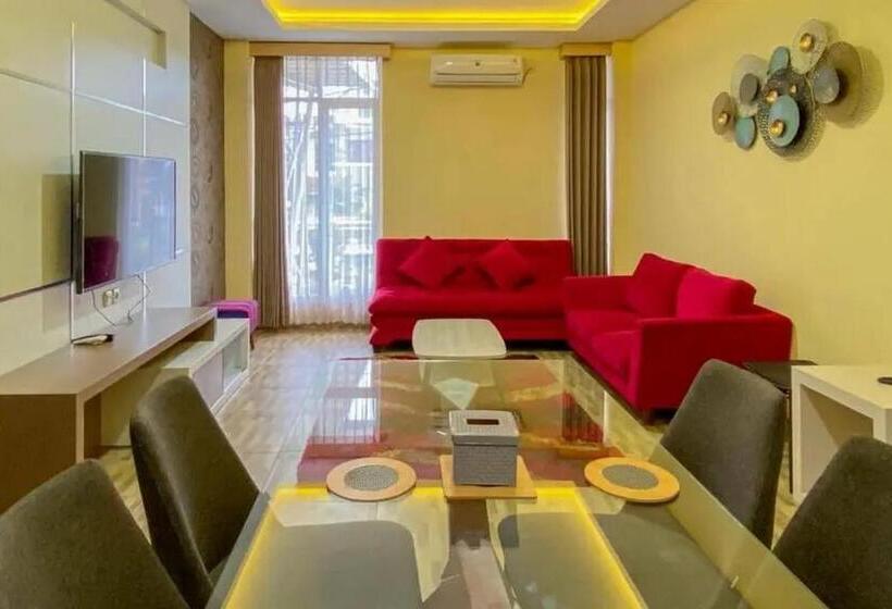 Отель De Malang Sweet Homestay Syariah Mitra Reddoorz