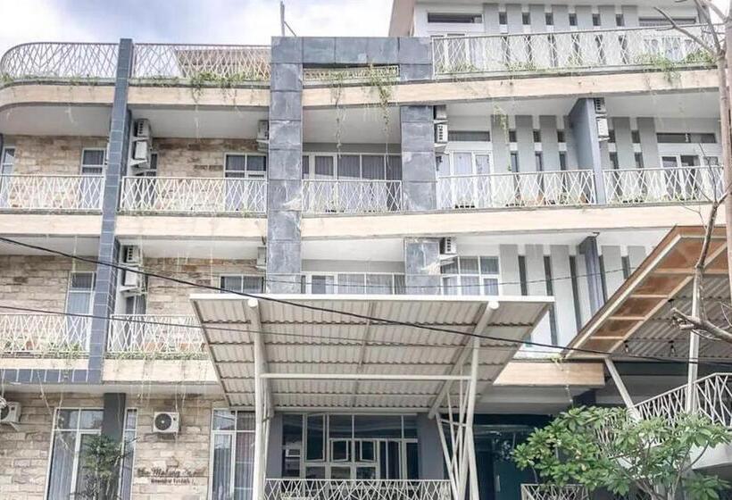 Отель De Malang Sweet Homestay Syariah Mitra Reddoorz