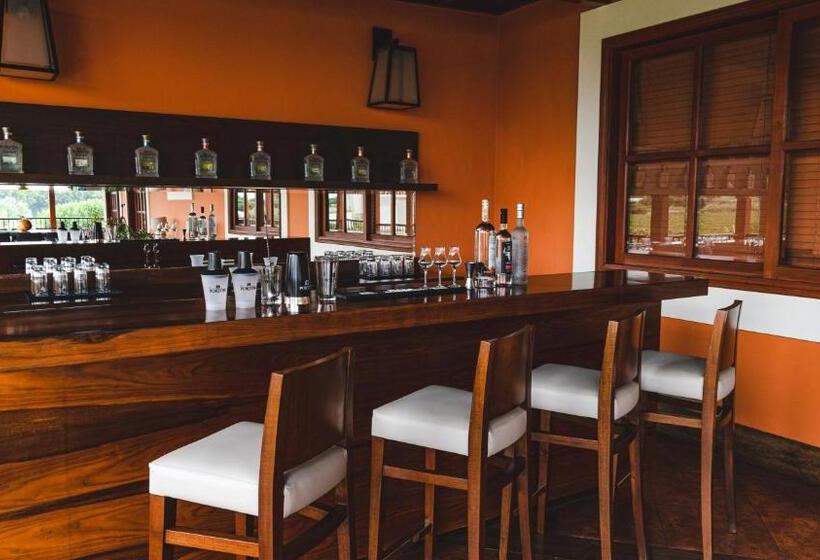 هتل & Hacienda La Caravedo