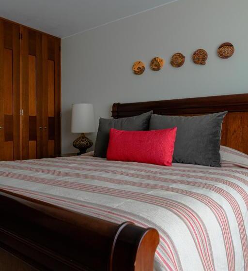 هتل & Hacienda La Caravedo