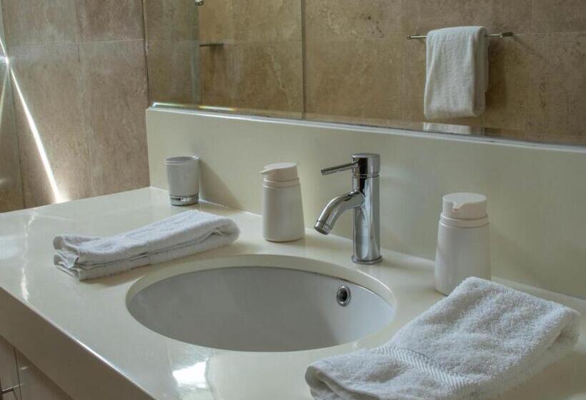 هتل & Hacienda La Caravedo