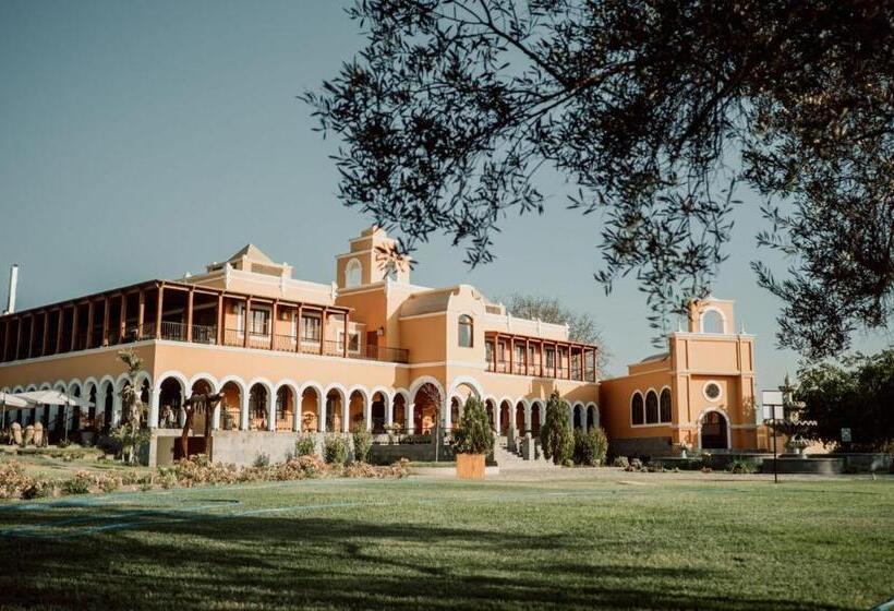 هتل & Hacienda La Caravedo