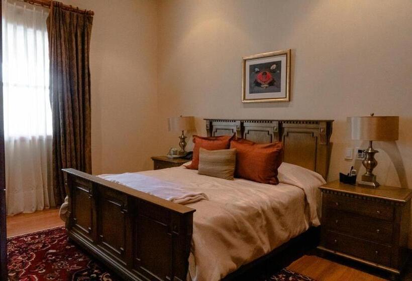 هتل & Hacienda La Caravedo