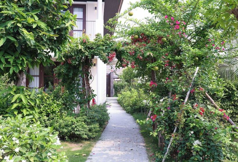 هتل Hoan My Resort Ninh Chu