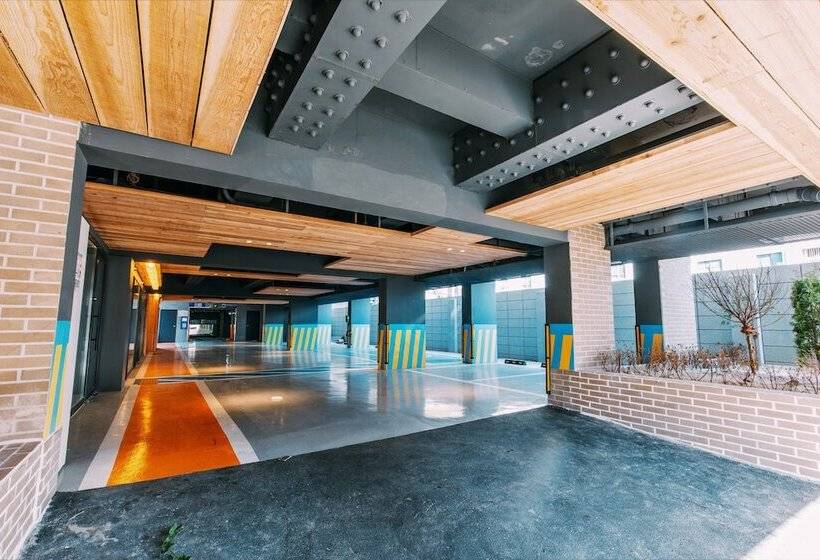 Hound Hotel Busan Station