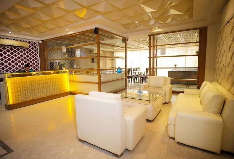 ホテル Jps Residency