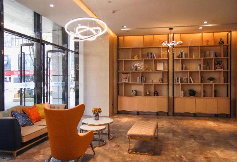 בית מלון כפרי City Comfort Inn Wuhan Optics Valley Technology Exhibition Center