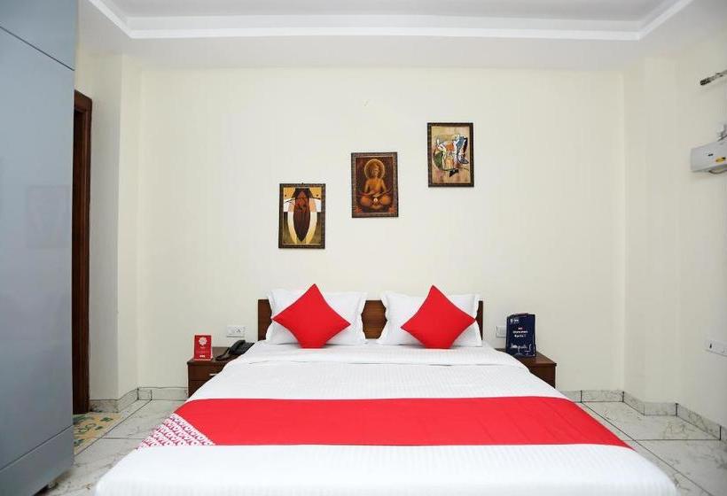 ホテル Oyo 22509 The Spark Inn