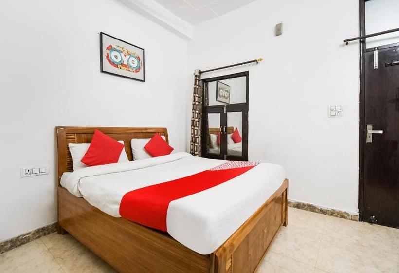 ホテル Oyo 44130  Devi Palace Inn