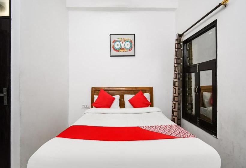 ホテル Oyo 44130  Devi Palace Inn