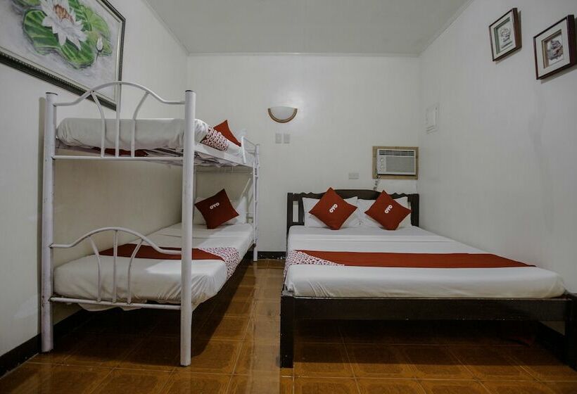 فندق Oyo 741 Sierra Travellers Inn