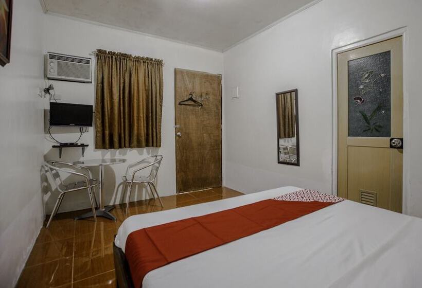 فندق Oyo 741 Sierra Travellers Inn