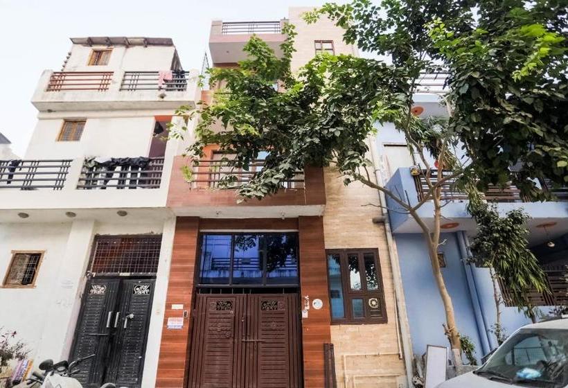 בית מלון כפרי Oyo 76973 Guru Ji Guest House