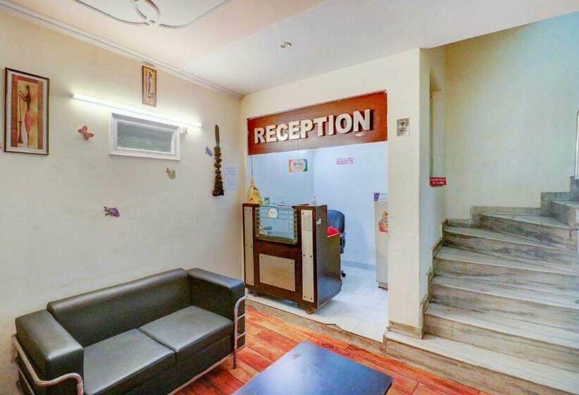 Отель Oyo 78781 Moon Light