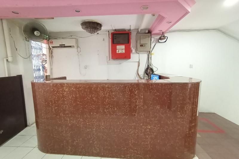 فندق Oyo 90185 168 Inn