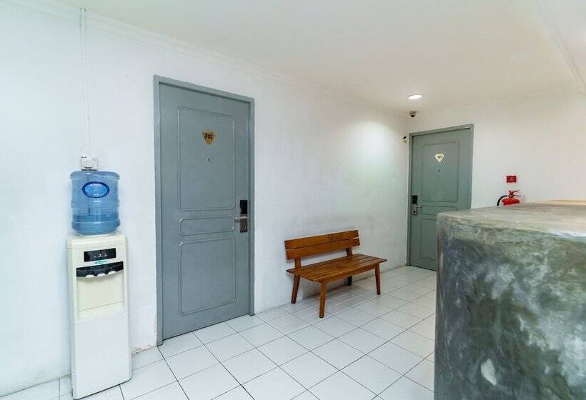 فندق Oyo 90185 168 Inn