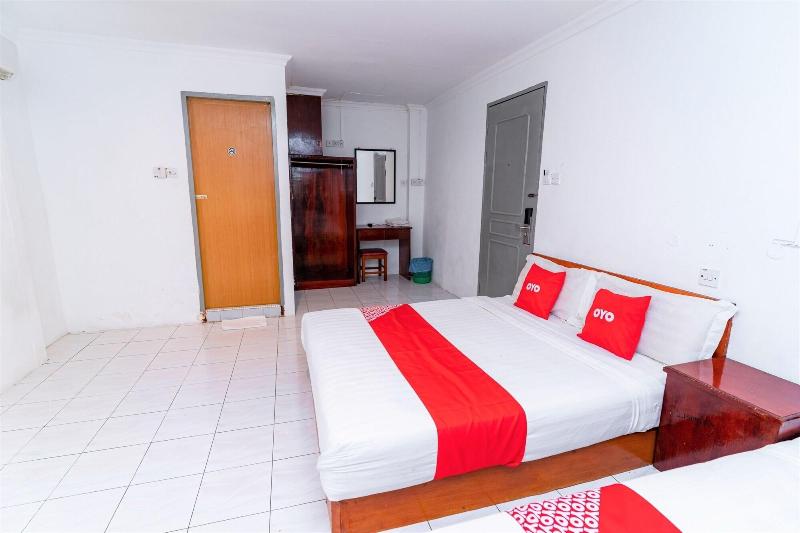 فندق Oyo 90185 168 Inn