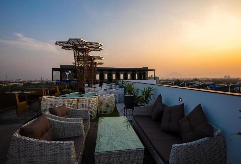 בית מלון כפרי Park Elanza Coimbatore