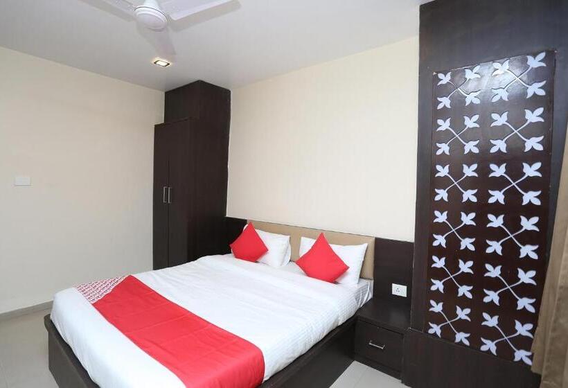 酒店 R K International Near Gautam Buddha Park